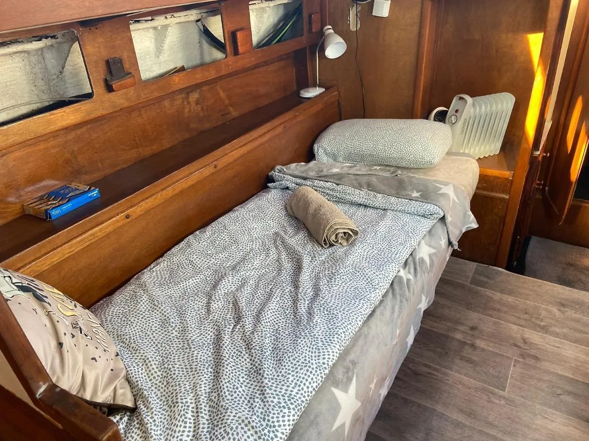 Hotel Fantastic Sailing Boat To Sleep In Barcelona Hotel na wodzie
